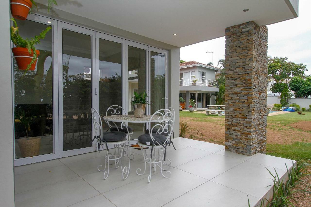 The Cottage On Cordia 2 Bedroom Self Catering 2Km From Umhlanga Beach Durban Esterno foto
